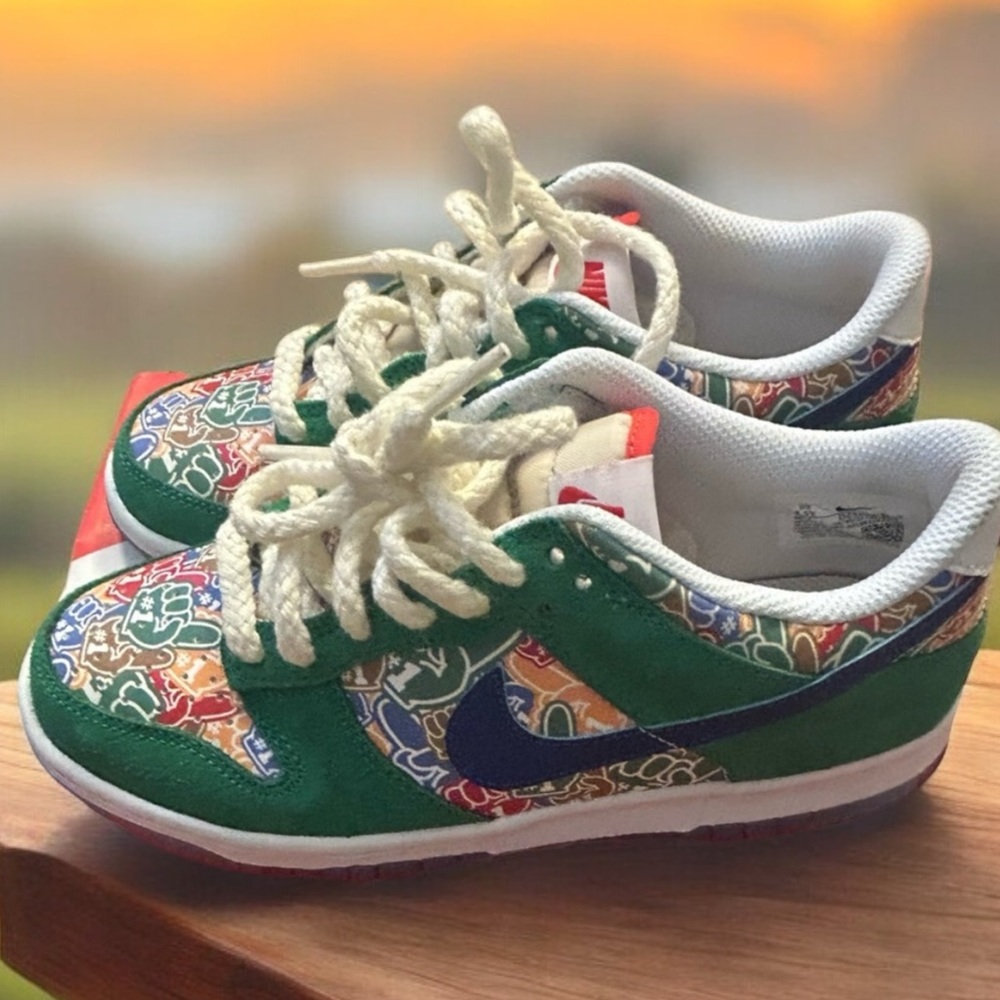 Nike Dunks - Picture 3 of 3